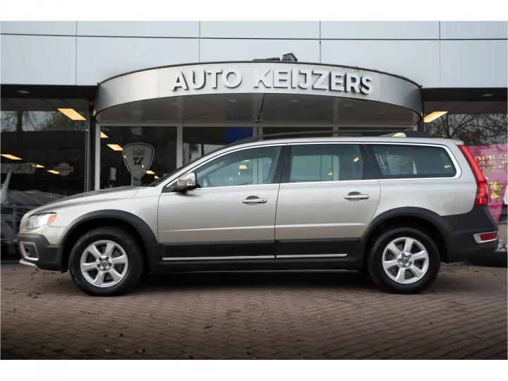 Volvo XC70 3.0 T6 Kinetic  Image 3